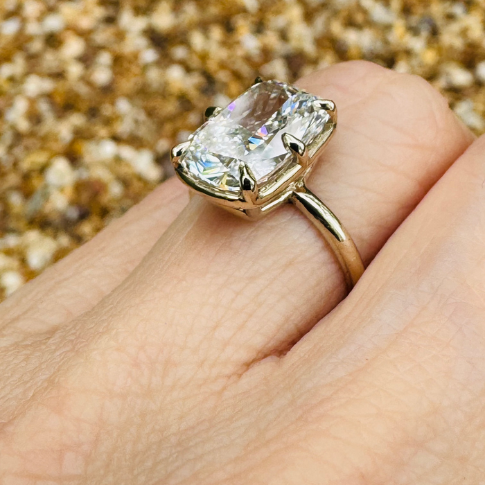 5.08ct Elongated Cushion IGI Certified Lab G Color VS1 Clarity Excellent Cut