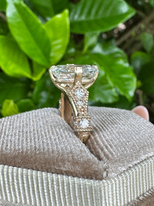 The Darcy 4.02ct , F , VS1 Elongated Cushion IGI Lab Cert.